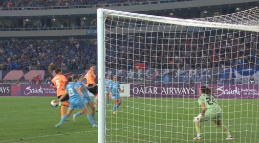 爭(zhēng)議判罰武漢女足禁區(qū)內(nèi)造對(duì)手明顯手球，裁判&VAR均無(wú)表示